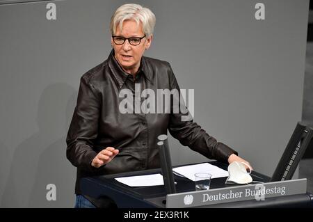 Maria Klein-Schmeink bei der Bundestagsversammlung 215th im Reichstagsgebäude. Berlin, 04.03.2021 weltweit im Einsatz Stockfoto