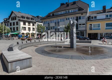 Altstadthaus und Rathaus in Sankt Vith, Ostbelgien Stockfoto