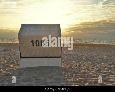 Glowing Auf Wiedersehen am Strand, Deutschland Stockfoto