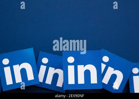 LONDON, UK - März 2021: LinkedIn Business Social Networking Plattform Logo Stockfoto