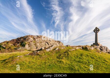 Keltisches Kreuz auf Llanddwyn Island, Newborough Beach, Anglesey, North Wales Stockfoto