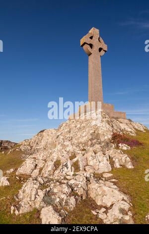Keltisches Kreuz auf Llanddwyn Island, Newborough Beach, Anglesey, North Wales Stockfoto