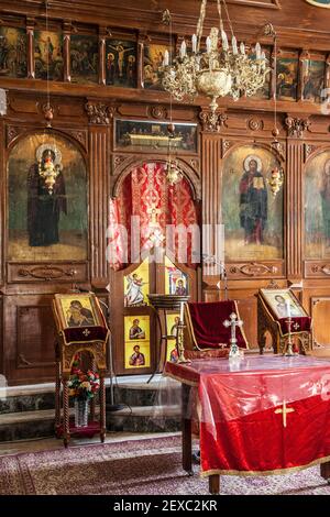 Der Altar der St. Georgs Kirche in Madaba, Jordanien. Stockfoto