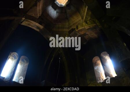 Sonne überflutet Goshawank Kloster, Armenien Stockfoto