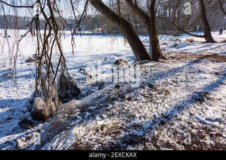 Winterliche Impressionen aus Schleswig-Holstein mit Eis und Schnee im kalten Norden Stockfoto