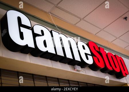 Ein geschlossener Game Stop Store in der Berlin Mall, Berlin, VT, USA. Stockfoto