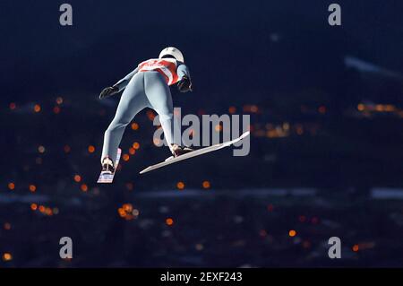 Oberstdorf, Deutschland. März 2021, 04th. Langlauf: Weltmeisterschaft, Skispringen - Großschanze, Männer, Qualifikation. Piotr Zyla aus Polen im Einsatz. Quelle: Daniel Karmann/dpa/Alamy Live News Stockfoto