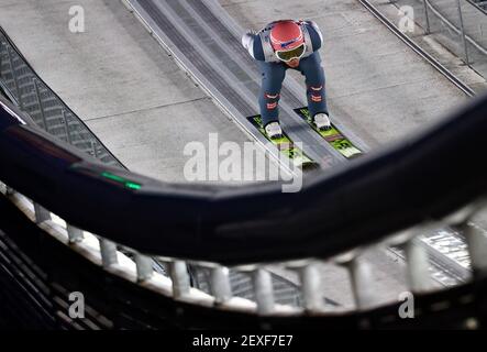 Oberstdorf, Deutschland. März 2021, 04th. Langlauf: Weltmeisterschaft, Skispringen - Großschanze, Männer, Qualifikation. Daniel Huber aus Österreich in Aktion. Quelle: Daniel Karmann/dpa/Alamy Live News Stockfoto