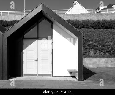 Moderne Strandhütte in Bridlington, Großbritannien Stockfoto