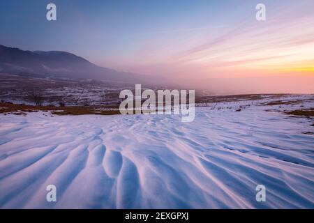 Ländliche Landschaft von turiec Region im Norden der Slowakei. Stockfoto