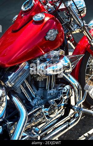 Harley Davidson Custom verchromt Motorrad. VEREINIGTES KÖNIGREICH Stockfoto