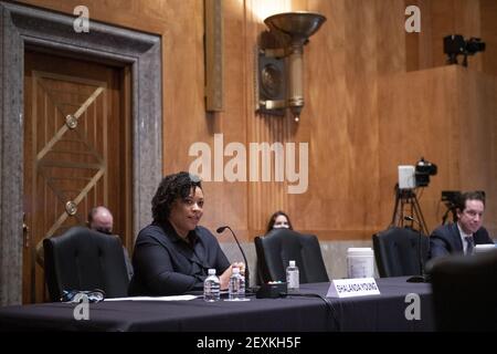 Shalanda D. Young erscheint vor einem Senatsausschuss für die Haushaltsanhörung, um ihre Ernennung zur stellvertretenden Direktorin des Office of Management and Budget im Dirksen Senate Office Building in Washington, DC, USA zu prüfen, Donnerstag, 4. März, 2021. Foto von Rod Lampey/CNP/ABACAPRESS.COM Stockfoto