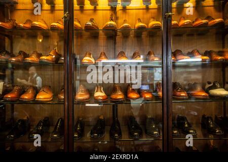 John Lobb, Hersteller feinster handgefertigter Schuhe und Stiefel, Mayfair, London, England, Großbritannien Stockfoto