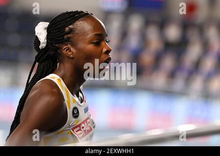 Die Belgierin Cynthia Bolingo Mbongo im Bild nach der Hitze des ersten Laufs der Frauen 400m der Leichtathletik-Halleneuropameisterschaften, in To Stockfoto