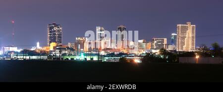 Fort Worth Texas Downtown Skyline Trinity River Späte Nacht Stockfoto