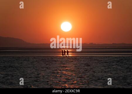 Eingesandtes Bild von Jon Super (07974 356-333) West Kirby Marine Lake Sunset, Wirral, Großbritannien 1. März 2021. (Foto von Jon Super) (Foto/Jon Super 0 Stockfoto
