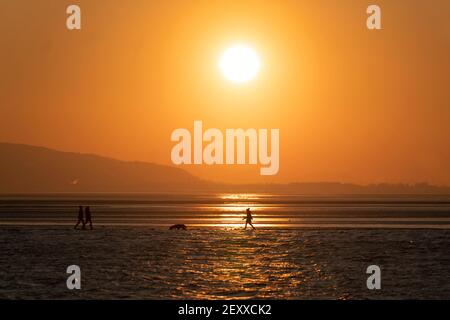 Eingesandtes Bild von Jon Super (07974 356-333) West Kirby Marine Lake Sunset, Wirral, Großbritannien 1. März 2021. (Foto von Jon Super) (Foto/Jon Super 0 Stockfoto