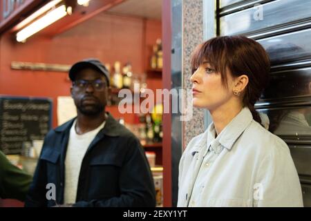 BLAKE LIVELY und STERLING K. BROWN in DER RHYTHMUSGRUPPE (2020), Regie: REED MORANO. Quelle: AEON Productions / im Global / Babieka. / Album Stockfoto