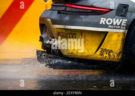 98 Tandy Nick (gbr), Bamber Earl (nzl), Vanthoor Laurens (bel), Rowe Racing, Porsche 911 GT3-R, Aktion während der 2020 24 Stunden von Spa, 3rd Runde des GT World Challenge Europe Endurance Cup und der Internationalen GT Challenge vom 22. Bis 25. Oktober 2020 auf dem Circuit de Spa-Francorchamps, in Stavelot, Belgien - Foto Florent Gooden / DPPI Stockfoto