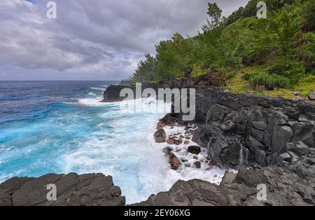Küstenlinie am 'Le Vieux Port' in der Nähe von Saint-Philippe (Südküste der Insel La Reunion) Stockfoto