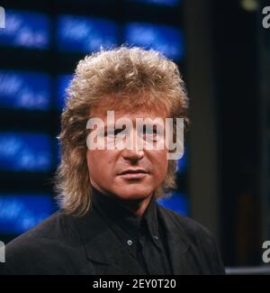 Peter Hofmann, deutscher Opernsänger, Tenor, bekannt auch als Rocksänger, Portrait, 1987. Peter Hofmann, Deutscher Opernsänger, Tenor, auch bekannt als Rock-Sänger, Portrait, 1987. Stockfoto