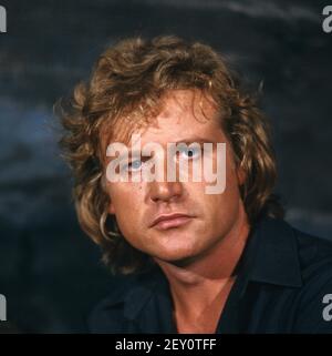 Peter Hofmann, deutscher Opernsänger, Tenor, bekannt auch als Rocksänger, Portrait, 1981. Peter Hofmann, Deutscher Opernsänger, Tenor, auch bekannt als Rock-Sänger, Portrait, 1981. Stockfoto