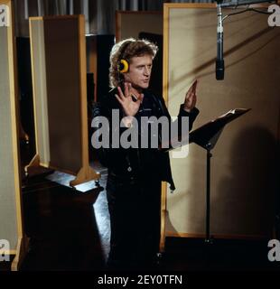 Peter Hofmann, deutscher Opernsänger, Tenor, bekannt auch als Rocksänger, 1981. Peter Hofmann, Deutscher Opernsänger, Tenor, auch bekannt als Rock-Sänger, 1981. Stockfoto