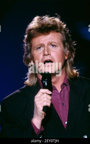 Peter Hofmann, deutscher Opernsänger, Tenor, bekannt auch als Rocksänger, Portrait, 1991. Peter Hofmann, Deutscher Opernsänger, Tenor, auch bekannt als Rock-Sänger, Portrait, 1991. Stockfoto