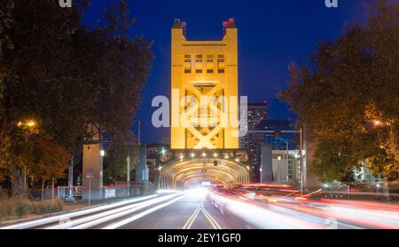 Tower Bridge Sacramento River Capital City Kalifornien Skyline der Innenstadt Stockfoto