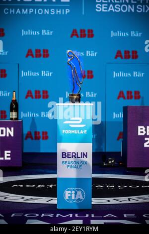 Pokal des Siegerpodests beim E-Prix III 2020 in Berlin, 11th Lauf der Formel E Meisterschaft 2019-20, auf dem Stadtkurs am Flughafen Tempelhof vom 12. Bis 13. August in Berlin - Foto Germain Hazard / DPPI Stockfoto