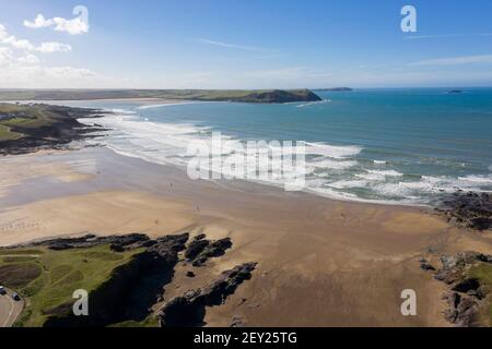 Luftaufnahme von Polzeath Beach, North Cornwall Stockfoto