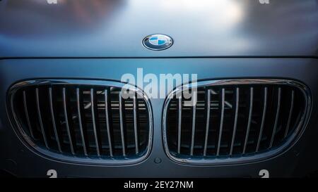 London, Großbritannien - 3rd. August 2014: Schriftbild des BMW Autos. Stockfoto