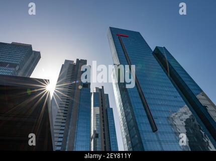 Moderne Architektur Beispiele in Mecidiyekoy Nachbarschaft in Sisli Bezirk von Istanbul, Türkei Stockfoto