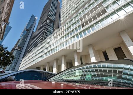 Moderne Architektur Beispiele in Mecidiyekoy Nachbarschaft in Sisli Bezirk von Istanbul, Türkei Stockfoto