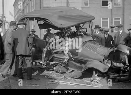 AUTOUNFALL IN BOSTON, USA, 1931. Foto: Leslie Jones, mit freundlicher Genehmigung der Boston Public Library. Stockfoto