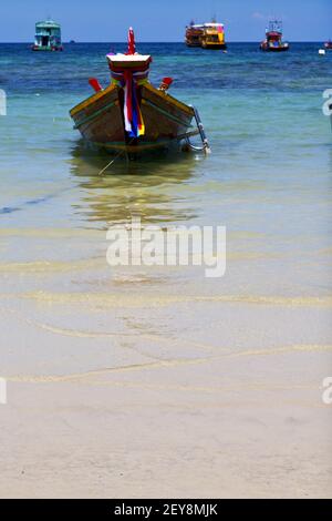 Asien in kho tao Bucht Insel weißes Boot thailand und südchinesisches Meer Stockfoto