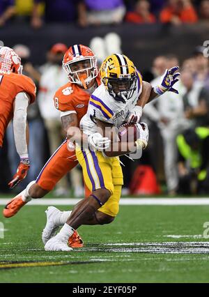 (FILE PHOTOS).ehemaliger LSU Tigers Wide Receiver (1) Ja'Marr Chase soll in der 1st Runde des 2021 NFL Draft gehen, hier ist er am 13. Januar 2020 im Vergleich zu den Clemson Tigers zu sehen, der NFL Draft wird am 29. April 2021 in Cleveland, Ohio, stattfinden. (Obligatorische Gutschrift: Jose/MarinMedia.org/Cal Sport Media) (absoluter vollständiger Fotograf und Credits erforderlich) Stockfoto