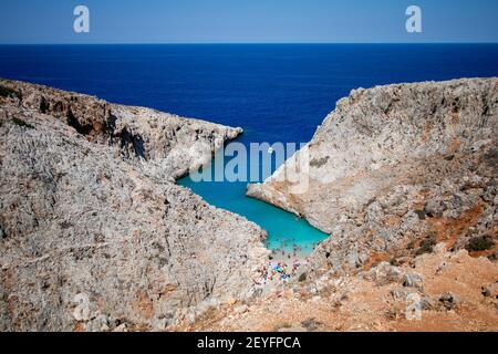 Seitan limania oder Agiou Stefanou, der himmlische Strand mit türkisfarbenem Wasser. Chania, Akrotiri, Kreta, Griechenland am 24. August 2020 Stockfoto