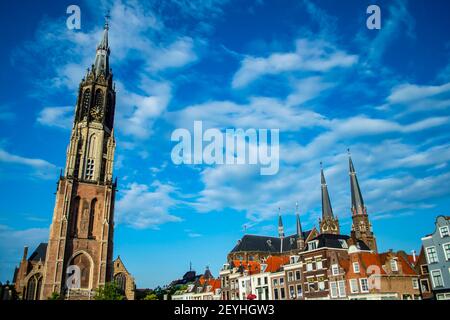 Delft, Niederlande - 11. Juli 2019: Niewe Kerk ("Neue Kirche") und Marktplatz der Stadt Delft, Niederlande Stockfoto