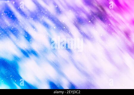 Weihnachten festliche Hintergrund. Verschwommener Weihnachtshintergrund, festlicher mehrfarbiger Bokeh-Hintergrund. Stockfoto