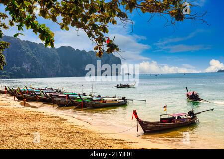 Ao Nang Beach, Krabi, Andamanensee, Thailand Stockfoto