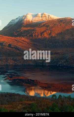 Wintersonnenaufgang auf dem Sliech Berg, Wester Ross Stockfoto