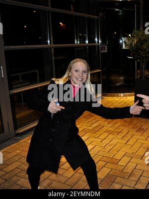 Helena Zengel bei der Ankunft zur TV-Aufzeichnung der Talkshow 'Riverboat' im Studio 3 der Media City Leipzig. Leipzig, 05.03.2021 Stockfoto