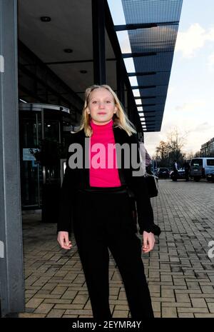 Helena Zengel bei der Ankunft zur TV-Aufzeichnung der Talkshow 'Riverboat' im Studio 3 der Media City Leipzig. Leipzig, 05.03.2021 Stockfoto