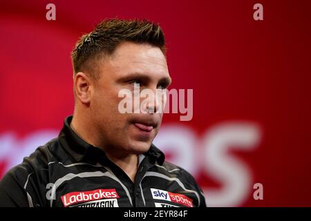 Gerwyn Price am zweiten Tag des Ladbrokes UK Open 2021 Turniers in der Marshall Arena, Milton Keynes. Bilddatum: Samstag, 6. März 2021. Stockfoto
