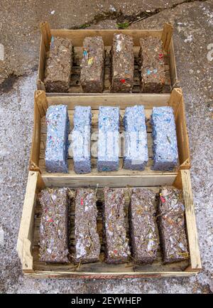 Brandprotokolle aus recyceltem Papier Stockfoto