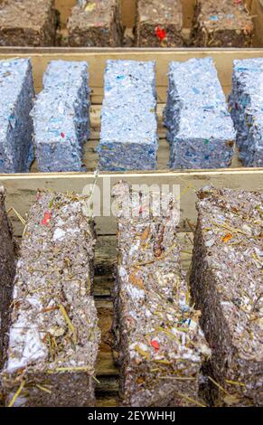 Brandprotokolle aus recyceltem Papier Stockfoto