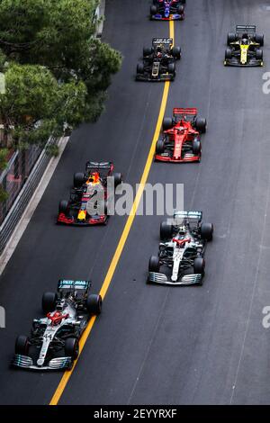 44 HAMILTON Lewis (gbr), Mercedes AMG F1 GP W10 Hybrid EQ Power+, Aktion, Start des Rennens, Abfahrt, während der Formel 1 Weltmeisterschaft 2019, Grand Prix von Monaco vom 23. Bis 26. Mai in Monaco - Foto / DPPI Stockfoto