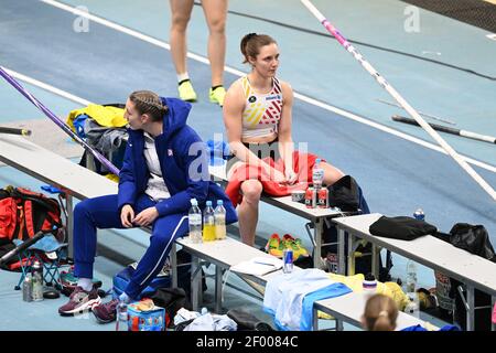 Belgische Fanny Smets, die während des Polsprung-Wettkampfes der Frauen bei den Leichtathletik-Halleneuropameisterschaften in Torun, Polen, am Samstag, 06. März, gezeigt wurden Stockfoto