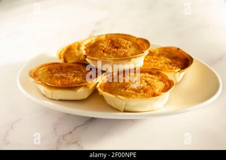 Traditionelle portugiesische Käsekuchen genannt Queijadas de Sintra Stockfoto